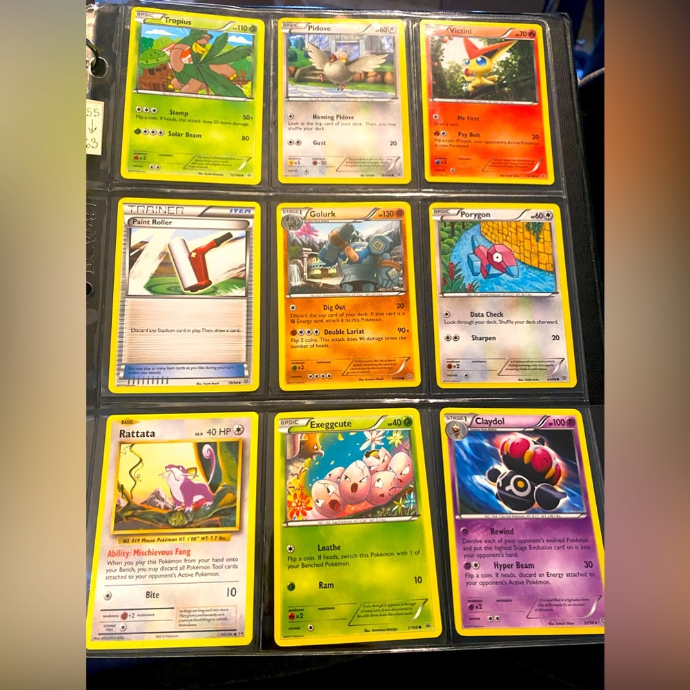 Pokémon Cards Lot of 27
